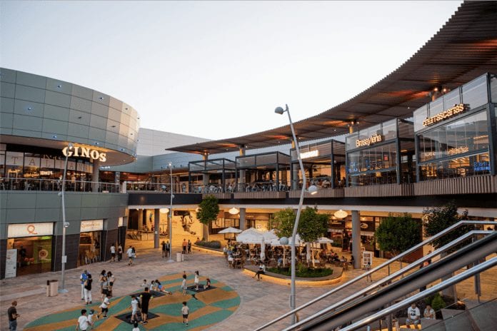 Centro comercial Quadernillos, propiedad de Temprano.