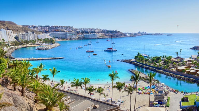 El Covid provoca un aluvión de ventas de hoteles en Canarias