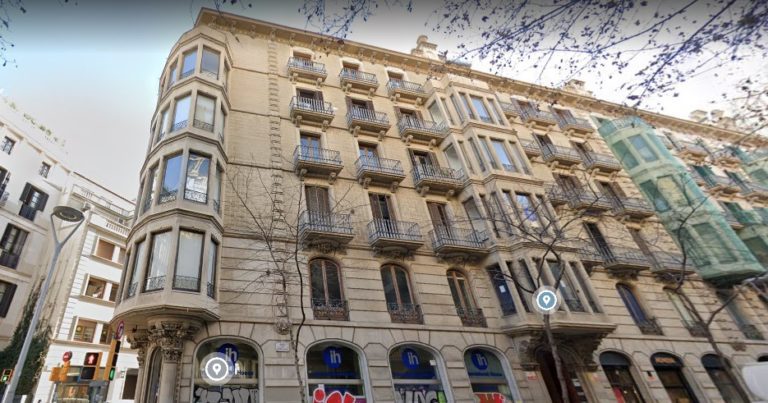 Siamese Dreams adquiere un edificio residencial en Barcelona por dos millones