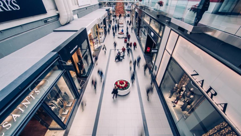 High Street y centros comerciales, líderes de la inversión en retail en 2022, que alcanza los casi 4.000 millones
