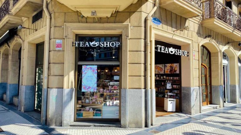 MP Capital compra un local alquilado a Tea Shop en el centro de San Sebastián