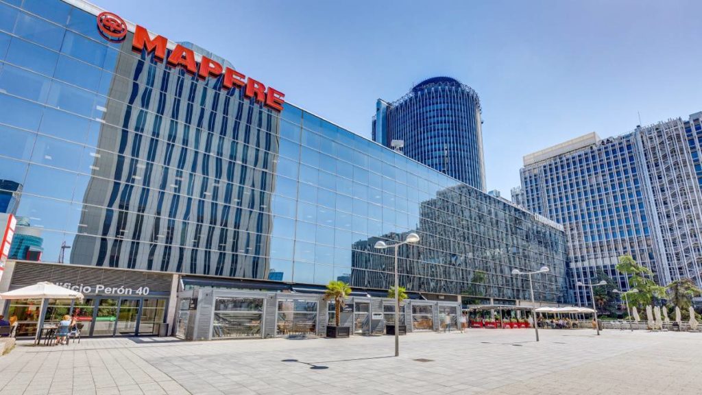 IWG y Mapfre firman un acuerdo para la gestión del centro de trabajo flexible más grande de España