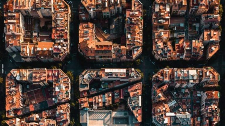 Barcelona rehabilitará un edificio de 22.000 m2 en Via Laietana para ubicar oficinas municipales