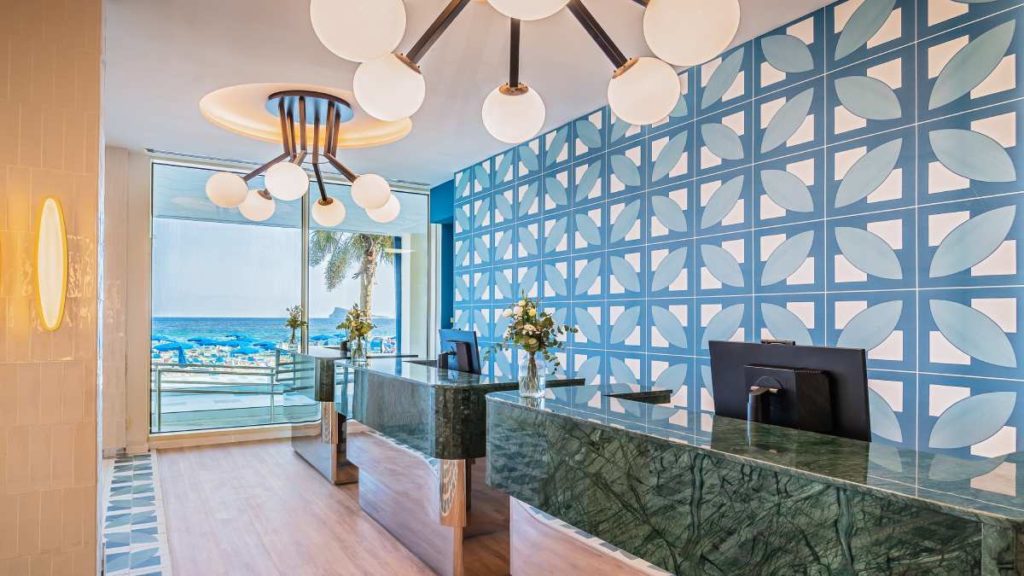 El hotel Barceló Benidorm Beach abre sus puertas tras una inversión de más de 27 millones