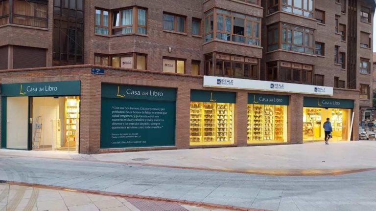 La Casa del Libro abre su primera tienda en Burgos