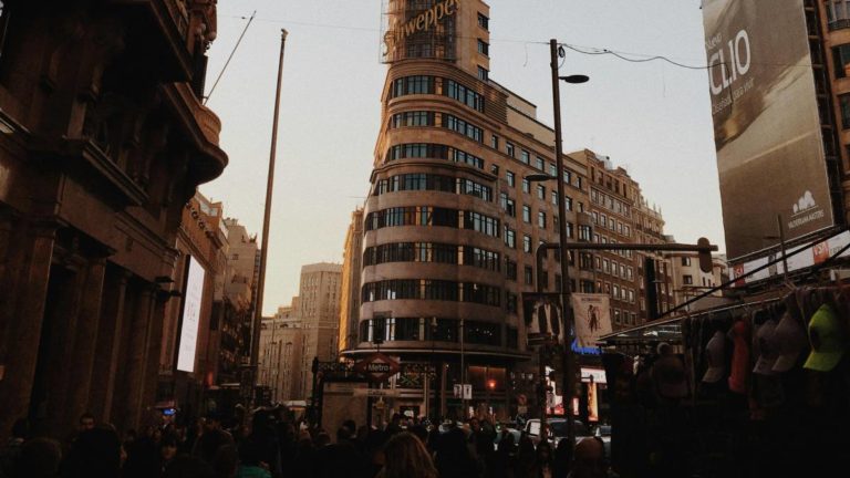 El turismo impulsa la ocupación al 90% en las principales vías comerciales de Madrid