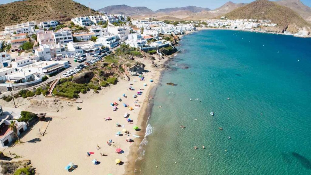 Las dos provincias costeras de Andalucía más baratas para comprar una vivienda 4 Las dos provincias costeras de Andalucía más baratas para comprar una vivienda