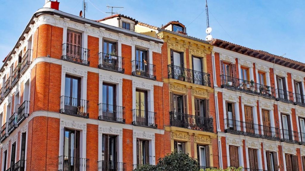 Quién compra vivienda en Madrid: análisis por distrito y perfil del comprador
