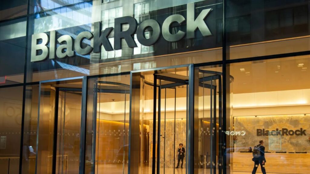BlackRock compra un edificio junto a la Puerta del Sol (Madrid) para desarrollar un hotel de lujo 3 BlackRock compra un edificio junto a la Puerta del Sol (Madrid) para desarrollar un hotel de lujo