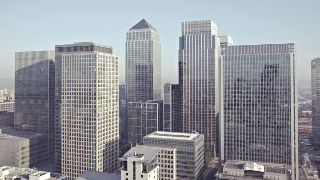 Canary Wharf vende por 731,4 millones de euros un edificio de oficinas en Londres