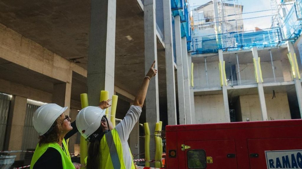Barcelona retoma las obras del Espai Quirón, que contará con 83 viviendas para mayores