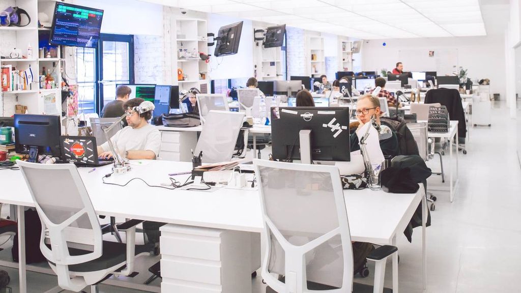 Así cambia el diseño de las oficinas: flexibilidad, IA y bienestar ganan protagonismo