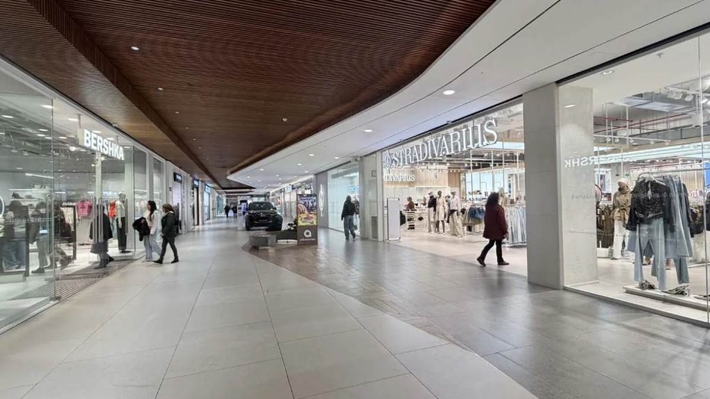 Hines y Grupo Lar ponen a la venta el centro comercial Albacenter (Albacete) por 80 millones 4 Hines y Grupo Lar ponen a la venta el centro comercial Albacenter (Albacete) por 80 millones