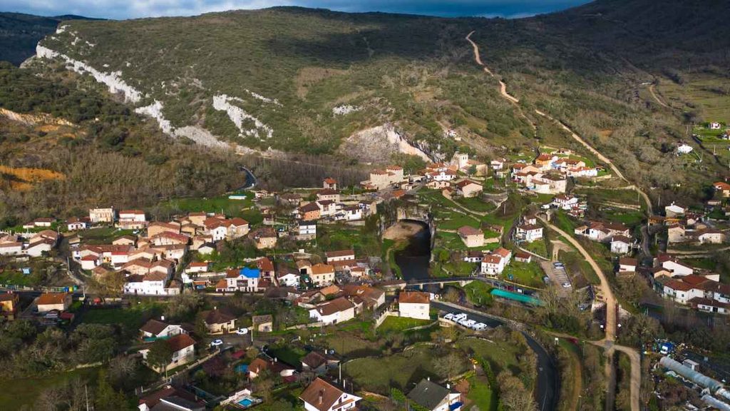 Castilla y León destinará 3,6 millones a recuperar viviendas vacías en los pueblos 4 Castilla y León destinará 3,6 millones a recuperar viviendas vacías en los pueblos