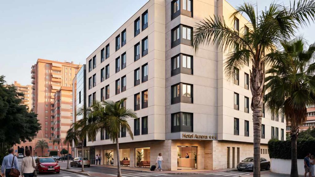 Renta 4, Westmont y Grupo Lar impulsan una plataforma hotelera de 350 millones en España