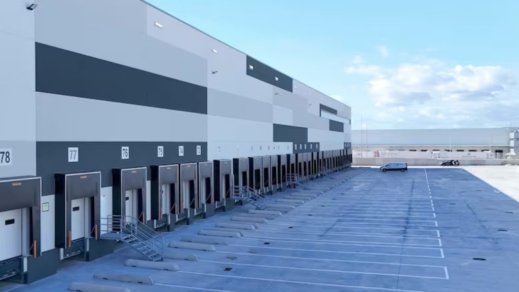 Activimmo (Alderan) adquiere un almacén logístico en Tenerife por 23,5 millones 4 Activimmo (Alderan) adquiere un almacén logístico en Tenerife por 23,5 millones
